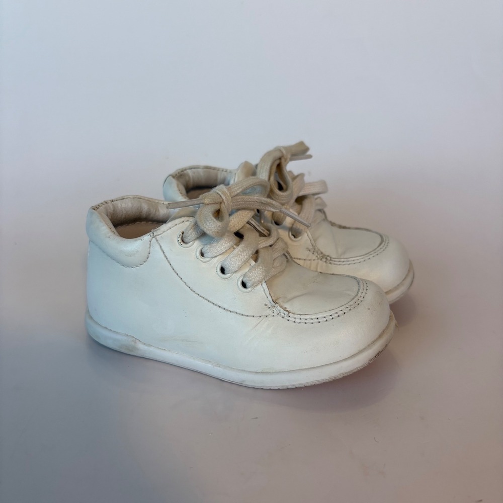 Smart Step Infant Toddler 5 White Leather Lace Up Walking Shoes‎